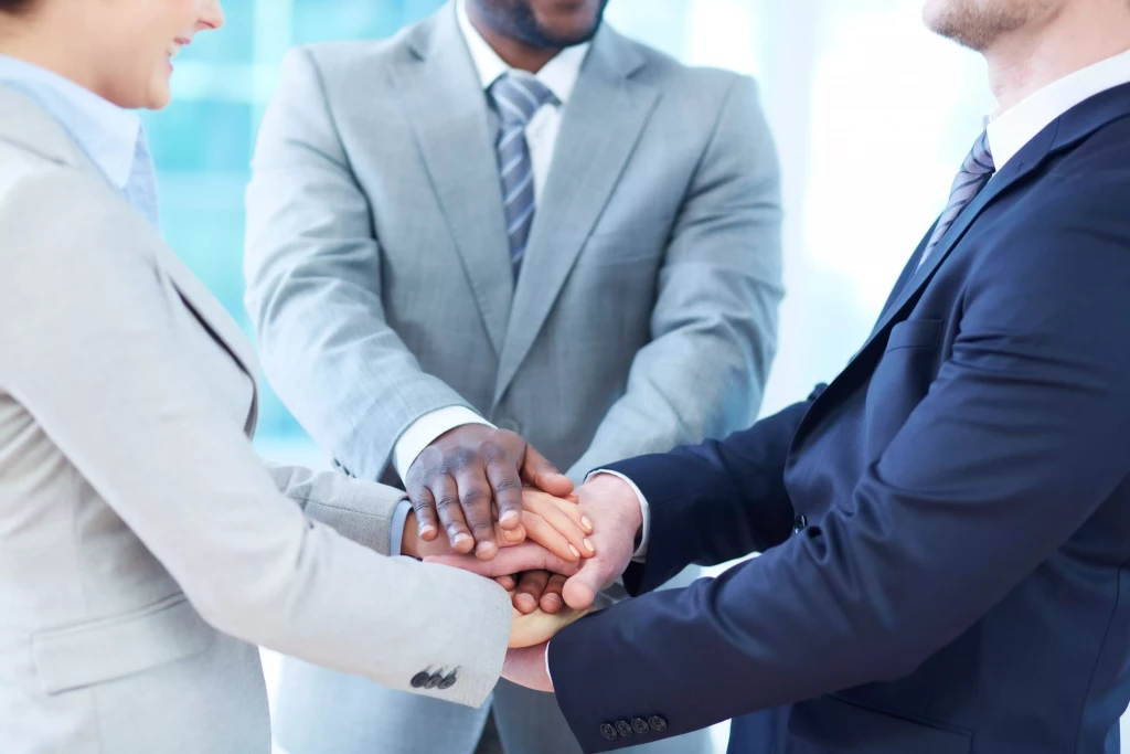 team hands strategic relocation partner in LATAM