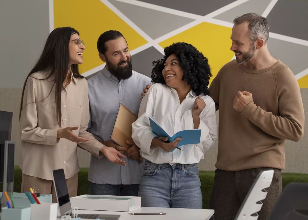 labor-union-members-working-together